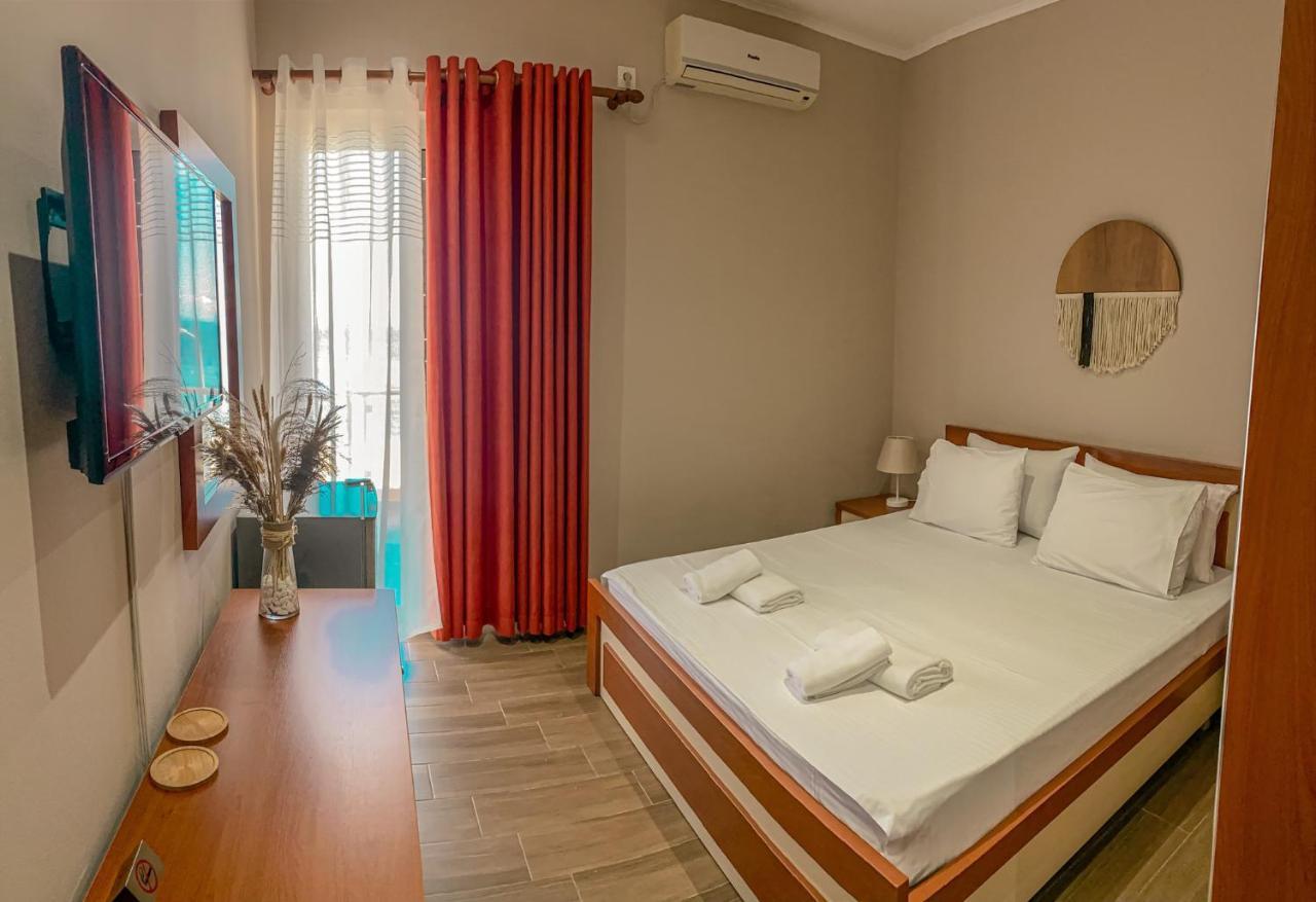 Aljur Hotel Himarë Exterior foto